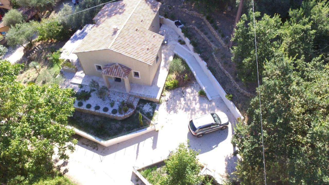 Gite De Jo Et Chantal Belgentier Exterior foto